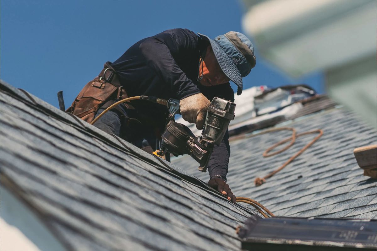 Awe-Inspiring Roofs, One Shingle at a Time: Roofing Contractor Expertise