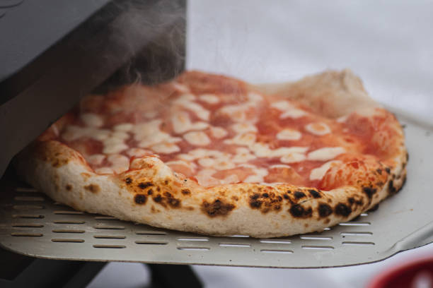 Why a Pizza Warmer Is Essential for Your Kitchen